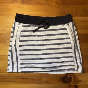 Stretchy Skirt with Shorts and Pockets
